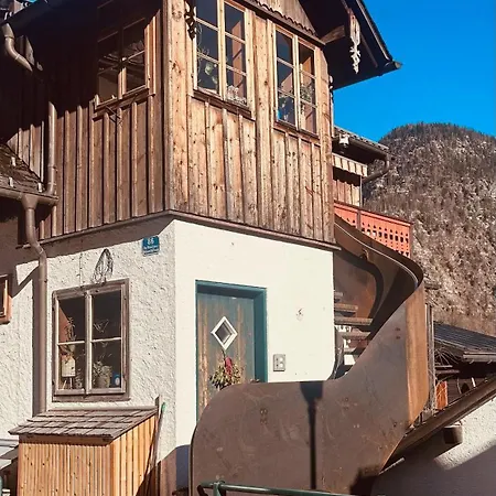 Pinkdeer * Hallstatt