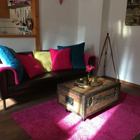Pinkdeer Apartment